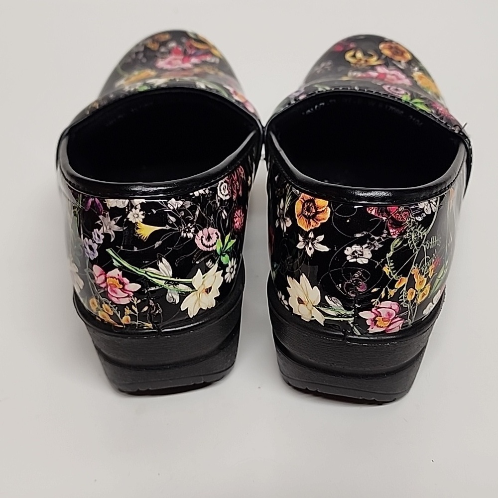 Spring Step floral sz 6 comfortable slip on clogs. Hippie, Boho, Trendy, cute - Picture 3 of 9